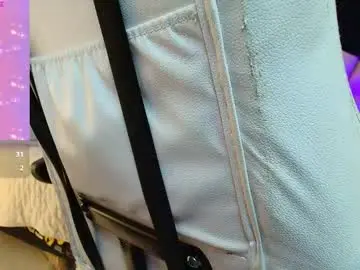 Chaturbate Live Sex Cam of gabbie_kook