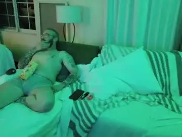 Chaturbate Nude Webcam of ashelynngrey1986