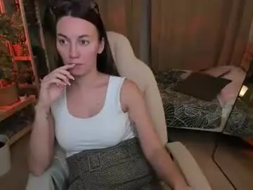 Chaturbate Live Porn of crimsona_dom