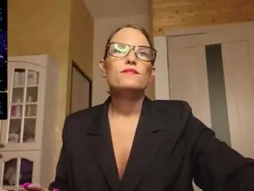 Chaturbate Adult Video Chat of findom_lady_shine
