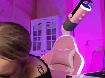 Chaturbate Live Porn of findom_lady_shine