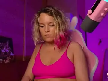 Chaturbate Sex Cam of findom_lady_shine