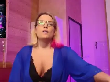 Chaturbate Watch Live Sex Cams of findom_lady_shine