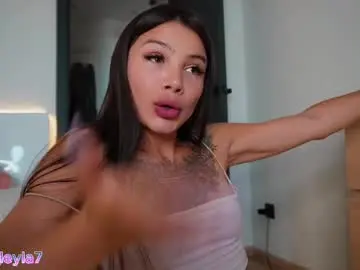 Chaturbate Nude Webcam of leyla_ly