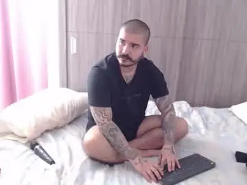 Chaturbate Best live sex cam show of sweetdesires_