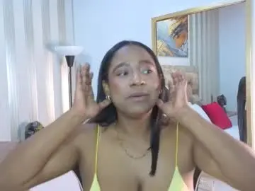 Chaturbate Best live sex cam show of amara_queen_