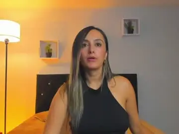 Chaturbate Live Sex Cam of victoriia_rose_