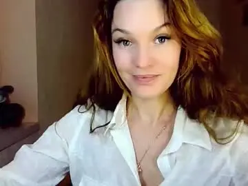 Chaturbate Live Sex Cam of itslunaday