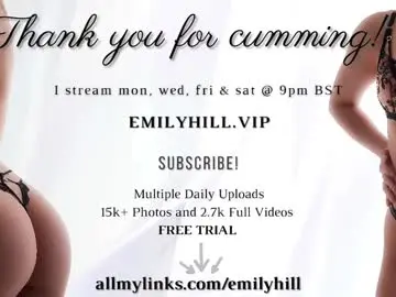 Chaturbate Live Sex of littlee33