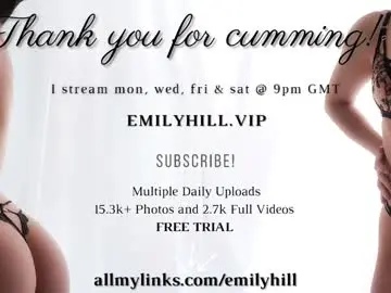 Chaturbate Live Sex of littlee33