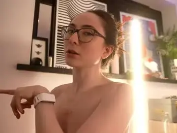 Chaturbate Sex Cam of littlee33