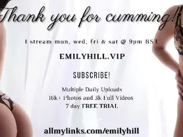 Chaturbate Live Sex Cam of littlee33