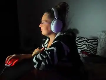 Chaturbate Free Live Porn of richlucky555