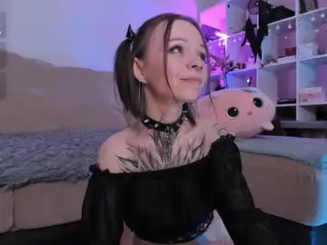 Chaturbate Live Sex Cam of _chloesweeet_