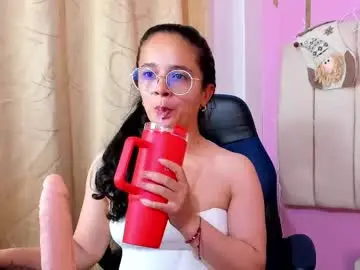 Chaturbate Best live sex cam show of coraliiine_