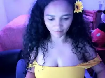 Chaturbate Adult Video Chat of rayza_mature_