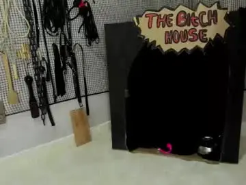 Chaturbate Live Porn of bdsm_meduza