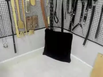 Chaturbate Watch Live Sex Cams of bdsm_meduza