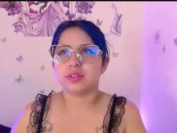 Chaturbate Nude Webcam of honey_buns_1