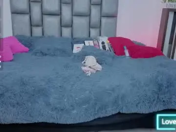 Chaturbate Private Sex Chat of miarobertsmilf