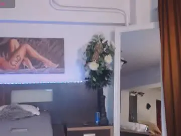 Chaturbate Best live sex cam show of sensualhallie