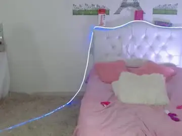 Chaturbate Live Sex Cam of veronicamist95