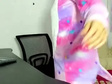 Chaturbate Adult Webcam of emysweetfeet95