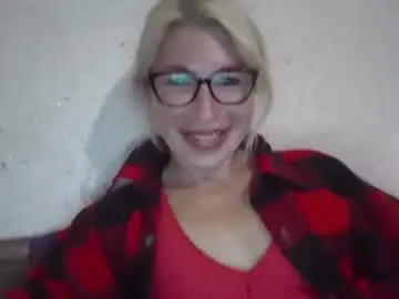 Chaturbate Free Porn Cam of fox_red_lady7