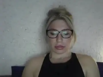 Chaturbate Live Porn of fox_red_lady7