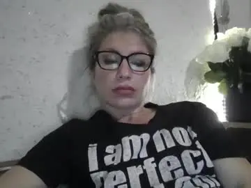 Chaturbate Private Sex Chat of fox_red_lady7