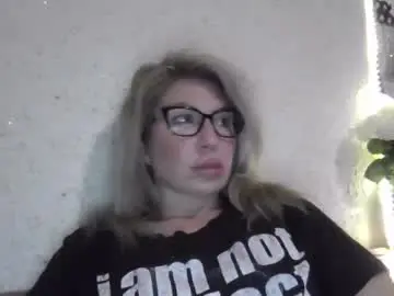 Chaturbate Adult Webcam of fox_red_lady7