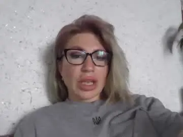 Chaturbate Adult Webcam of fox_red_lady7