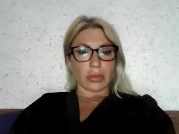 Chaturbate Live Porn of fox_red_lady7