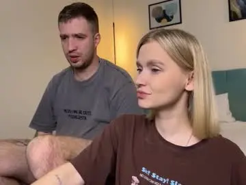 Chaturbate Watch Live Sex Cams of adele_nick2202