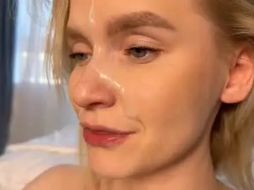 Chaturbate Watch Live Sex Cams of adele_nick2202