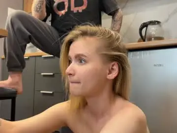 Chaturbate Sex Cam of adele_nick2202