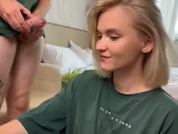 Chaturbate Live Porn of adele_nick2202