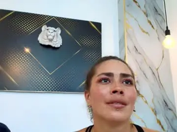 Chaturbate Live Sex Cam of meganfox75