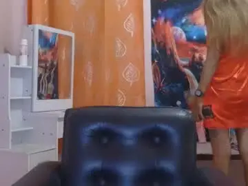 Chaturbate Live Sex Cam of pinaymorena_renelda