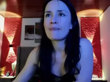 Chaturbate Adult Webcams of cristal_hilton_10