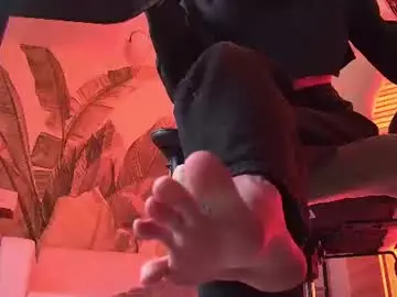Chaturbate Live Porn of damnwitchh