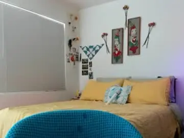 Chaturbate Adult Video Chat of friskyflowers