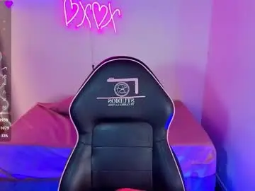 Chaturbate Adult Video Chat of kristen_tay