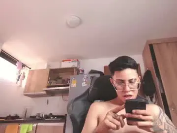 Chaturbate Free Porn Cam of eva_monwalker