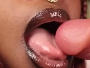 Chaturbate Live Sex Cam of justnala_