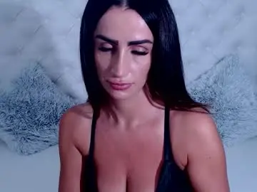 Chaturbate Best live sex cam show of medeeabee