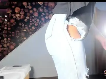 Chaturbate Sex Cam of miiaabrownn_