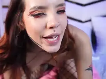 Chaturbate Nude Webcam of nix_wolf