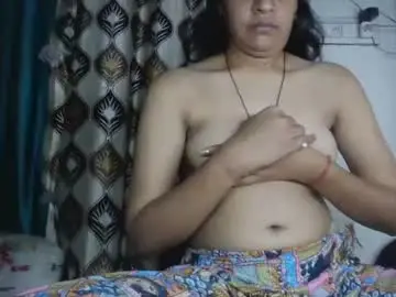 Chaturbate Live Sex Cam of hotnsweetindian