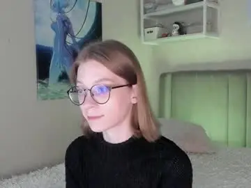 Chaturbate Live Sex Cam of lunar_sofia